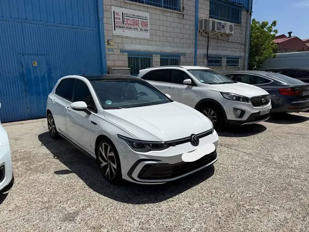 Usado VW Golf VII R-line 150 CV (110 kW) 2021 Blanco Utilitario