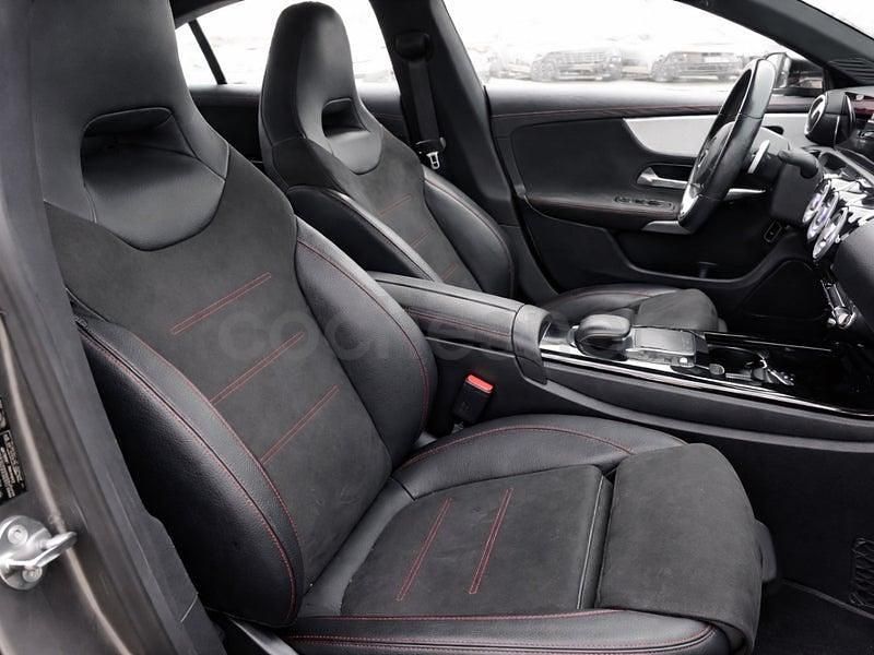 Usado Mercedes CLA200 150 CV (110 kW) 2020 Gris / plata Berlina