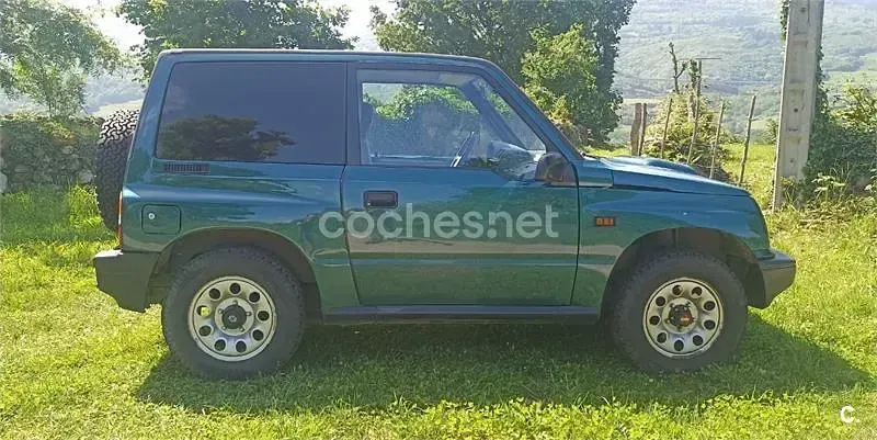Usado Suzuki Vitara 75 CV (55 kW) 1998 Verde SUV