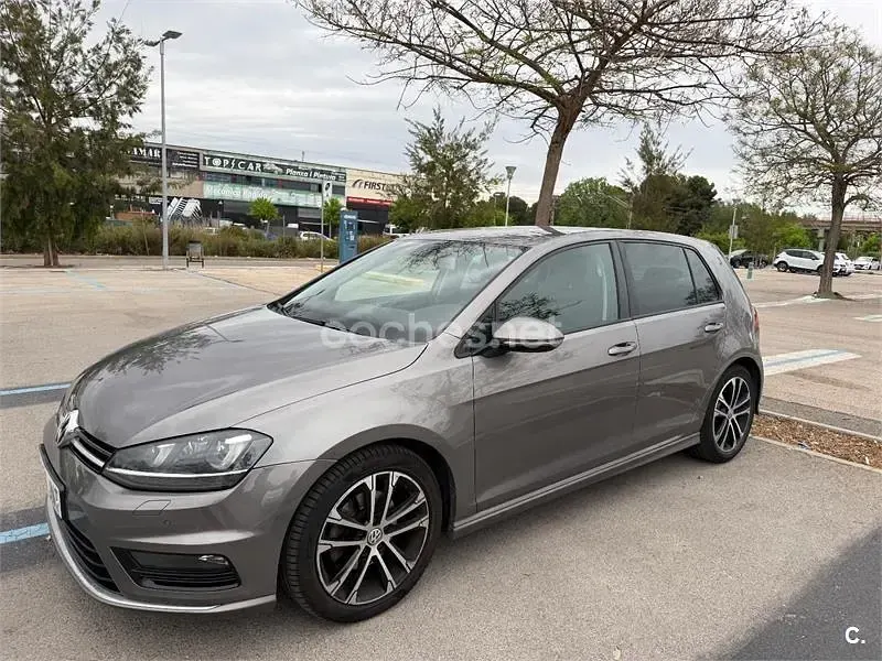 Usado VW Golf VII Sportline 150 CV (110 kW) 2016 Gris / plata Berlina