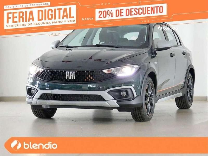 Gris Usado 2022 Fiat Tipo Cross Familiar | 22.368 € - Imagen 1/4