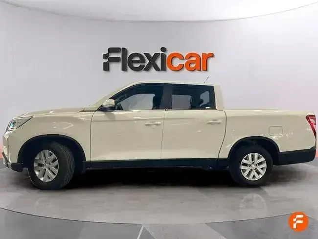 Usado SsangYong Musso 204 CV (150 kW) 2023 Blanco Pickup/Camioneta
