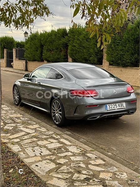 Usado Mercedes C220 AMG line 170 CV (125 kW) 2017 Gris / plata Coupe