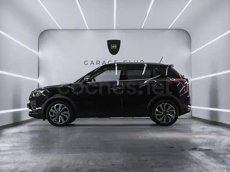Usado SsangYong Tivoli 163 CV (119 kW) 2021 Negro SUV
