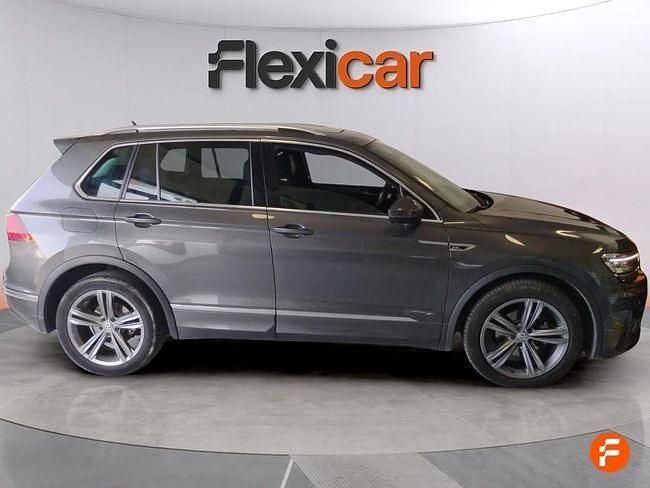 Usado VW Tiguan Sportline 150 CV (110 kW) 2018 Gris SUV
