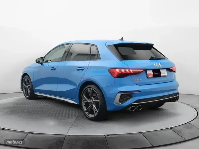 Usado Audi S3 Business 310 CV (228 kW) 2023 Azul Berlina