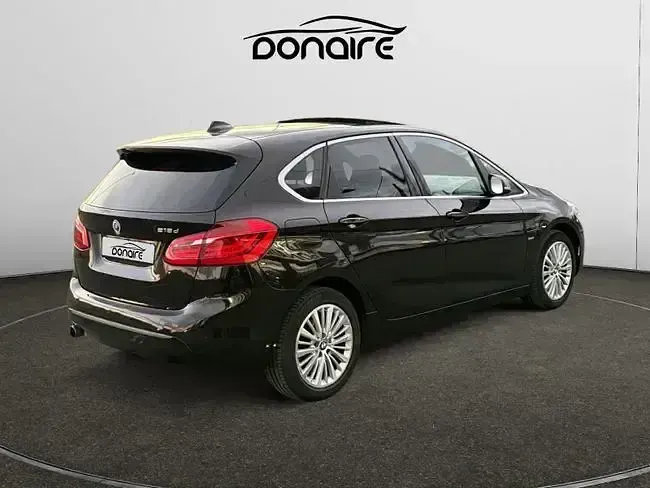 Usado BMW 218 Luxury Line 150 CV (110 kW) 2015 Marrón Familiar