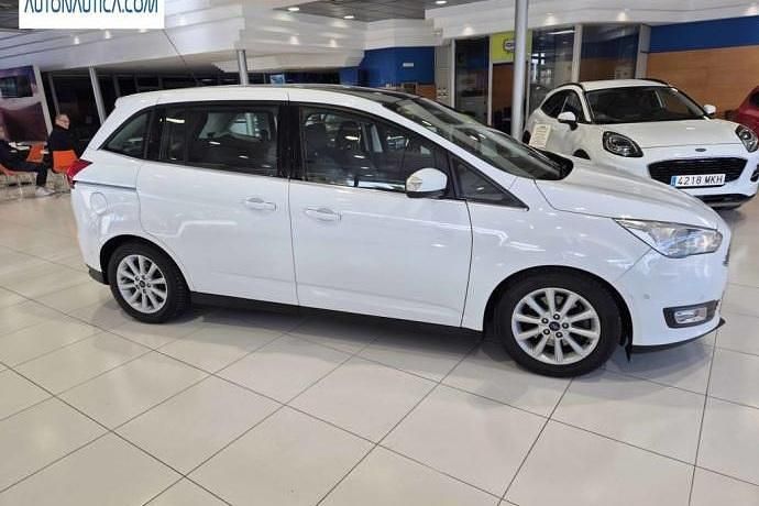 Usado Ford Grand C-Max Titanium 125 CV (91 kW) 2017 Monovolumen