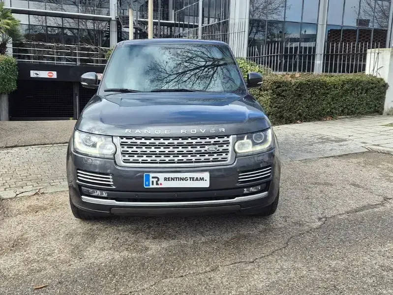 Usado Land Rover Range Rover Autobiography 258 CV (189 kW) 2017 Gris / plata SUV