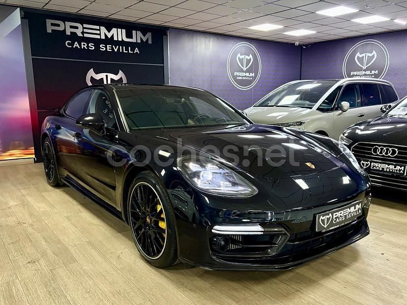 Usado Porsche Panamera Turbo S 700 CV (514 kW) 2022 Negro Berlina
