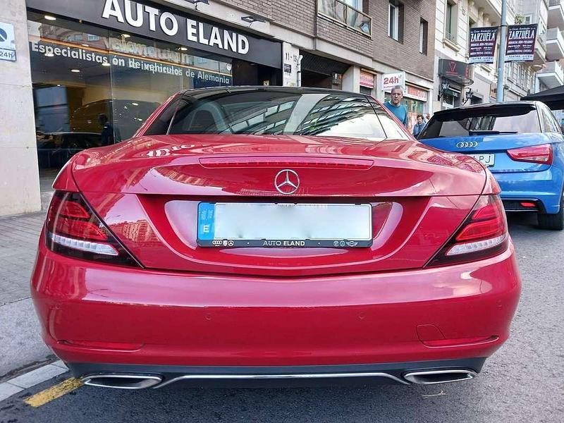 Usado Mercedes SLC300 245 CV (180 kW) 2016 Rojo Descapotable