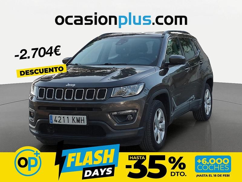 Usado Jeep Compass Longitude 120 CV (88 kW) 2018 Gris / plata SUV