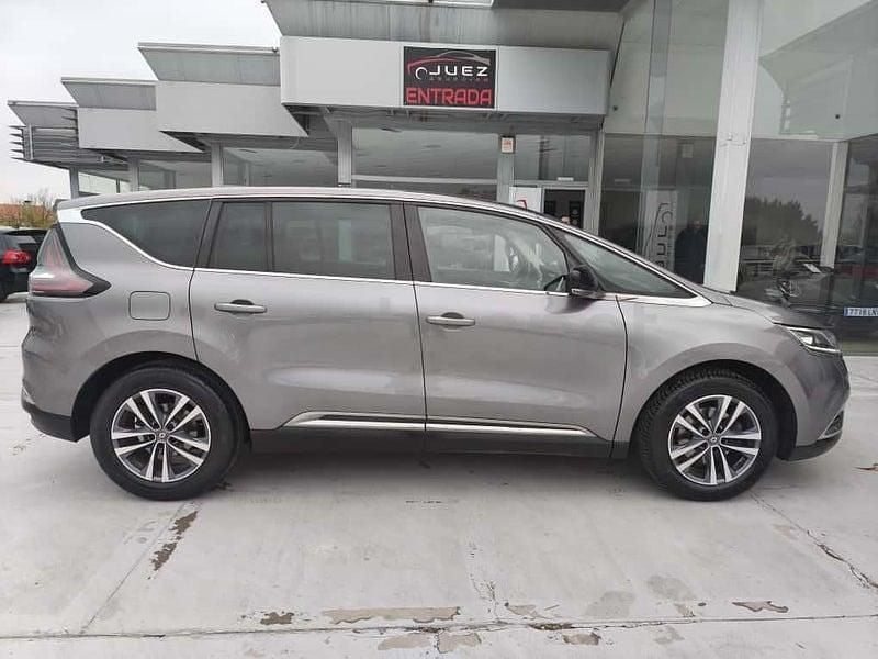 Usado Renault Espace Zen 160 CV (117 kW) 2018 Gris / plata Monovolumen