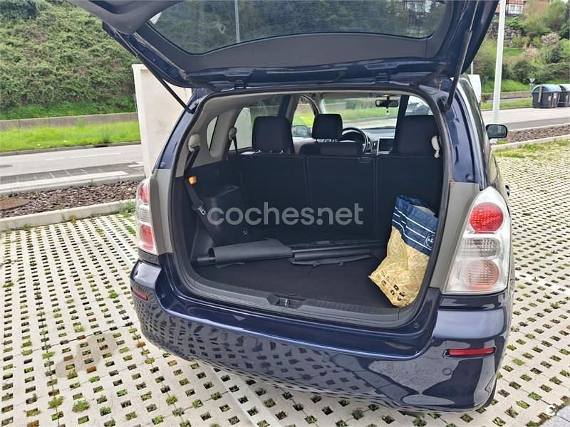 Usado Toyota Corolla Verso Sol 136 CV (100 kW) 2008 Azul Monovolumen