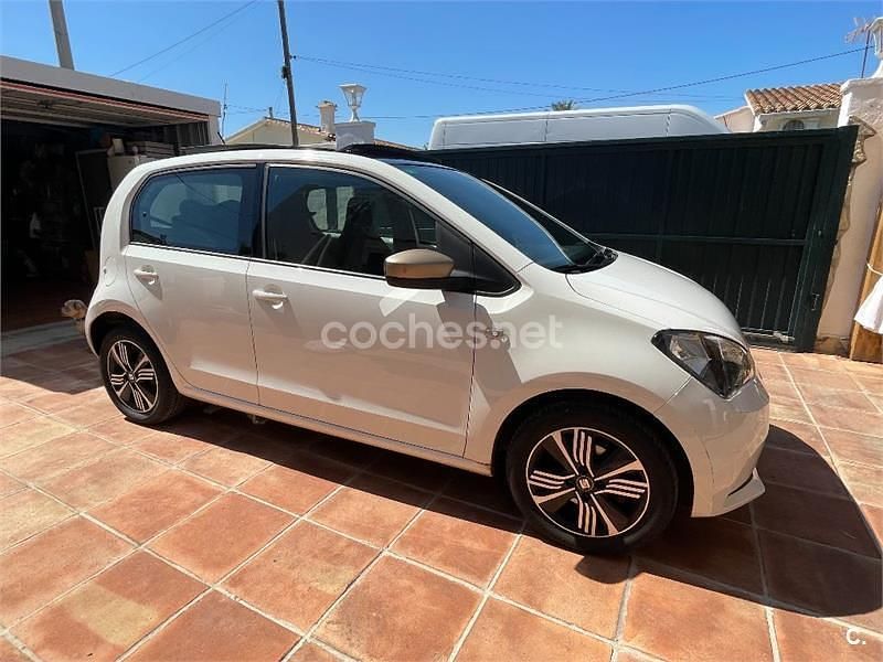 Blanco Usado 2017 Seat Mii Cosmopolitan Utilitario | 8500 € (Precio justo) - Imagen 1/4
