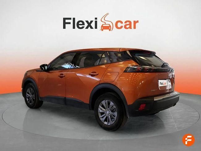 Usado Peugeot 2008 Active 100 CV (73 kW) 2023 Naranja SUV