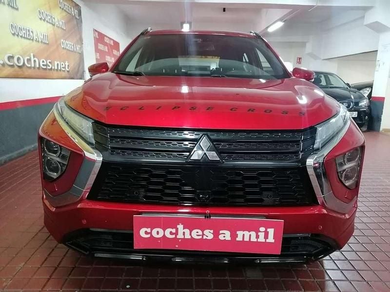 Usado Mitsubishi Eclipse Cross Motion 188 CV (138 kW) 2023 Burdeos SUV