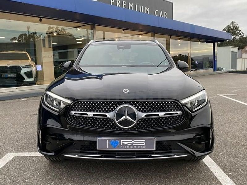 Usado Mercedes GLC220 AMG line 197 CV (144 kW) 2023 Negro SUV