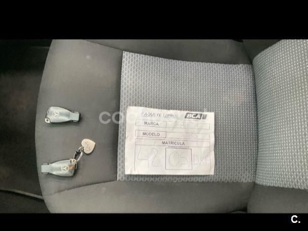 Negro Usado 2006 Mercedes A150 Classic Berlina | 2400 € (Super precio) - Imagen 1/4