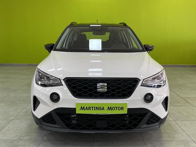 Usado Seat Arona Style 115 CV (84 kW) 2024 Blanco SUV