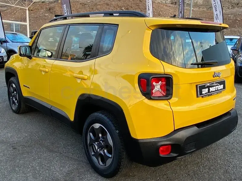 Usado Jeep Renegade Longitude 110 CV (80 kW) 2016 Amarillo SUV