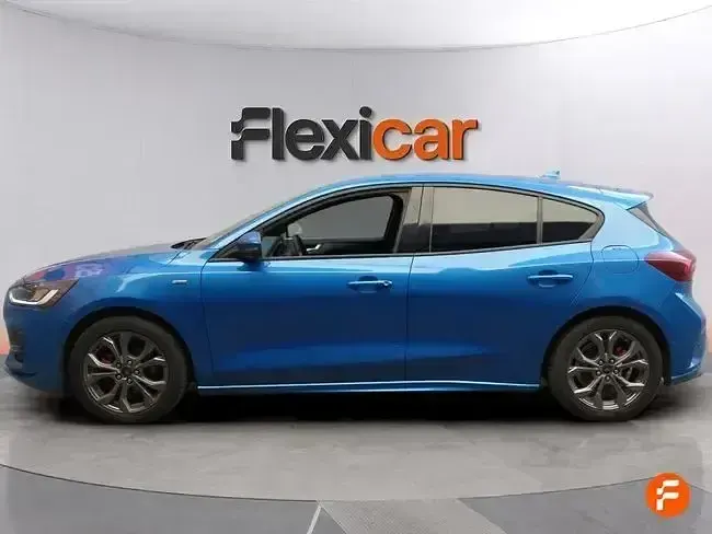 Usado Ford Focus ST-Line 125 CV (91 kW) 2022 Azul Berlina