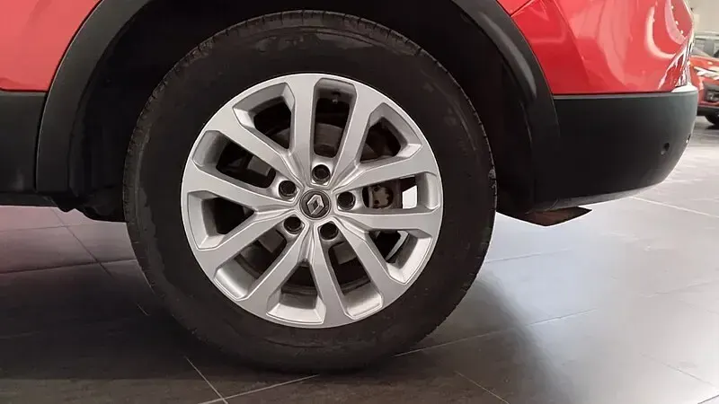 Usado Renault Kadjar Zen 140 CV (102 kW) 2018 Rojo SUV