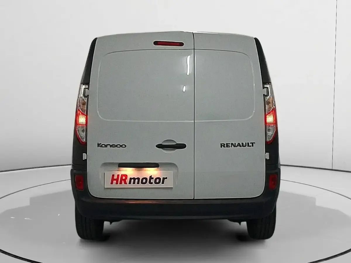 Usado Renault Kangoo 44 kW (60 CV) 2017 Negro Monovolumen