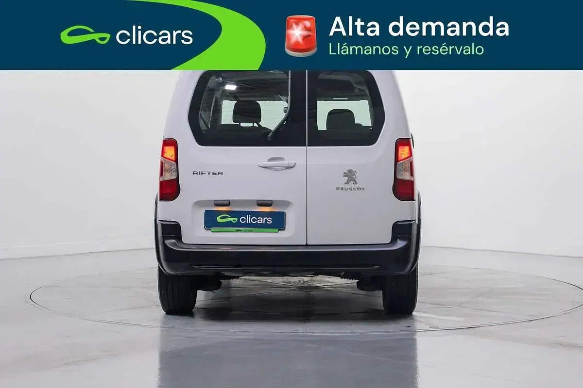 Używany Peugeot Rifter Active 102 KM (75 kW) 2022 Biały Minivan