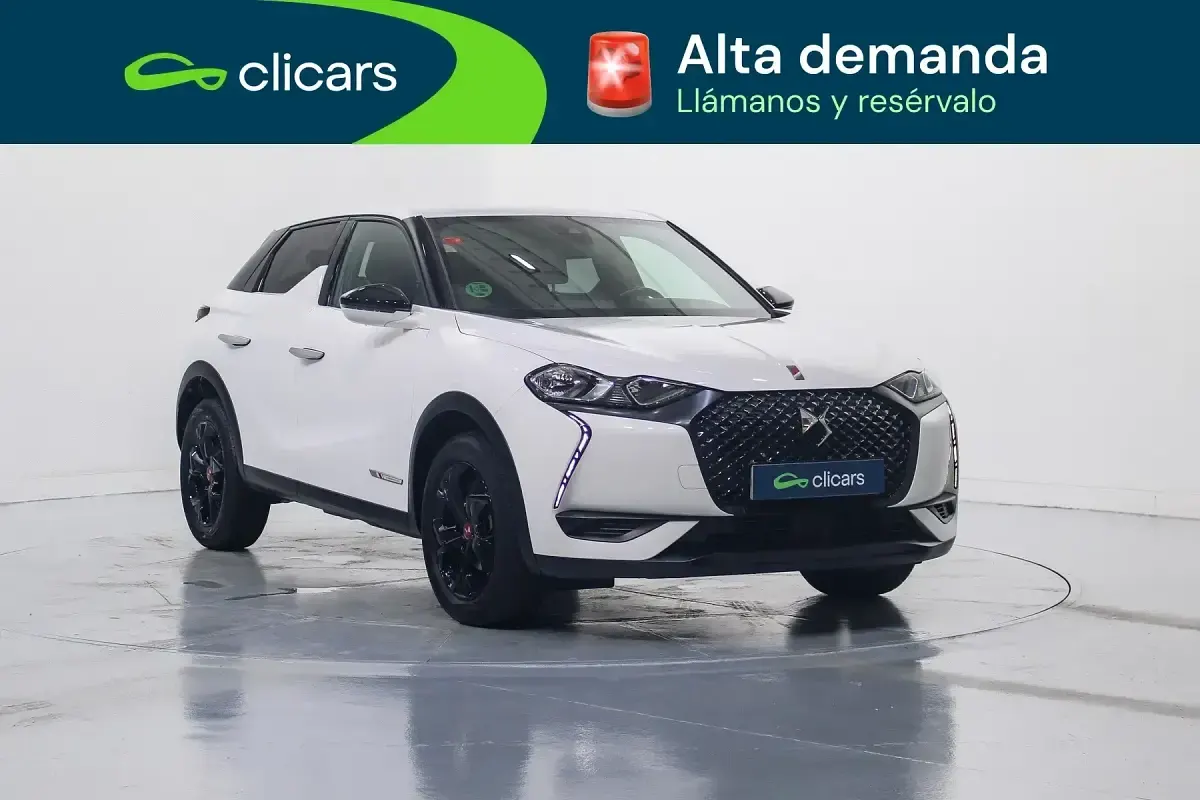 Usado DS Automobiles DS3 Crossback Performance 100 CV (73 kW) 2021 Blanco SUV