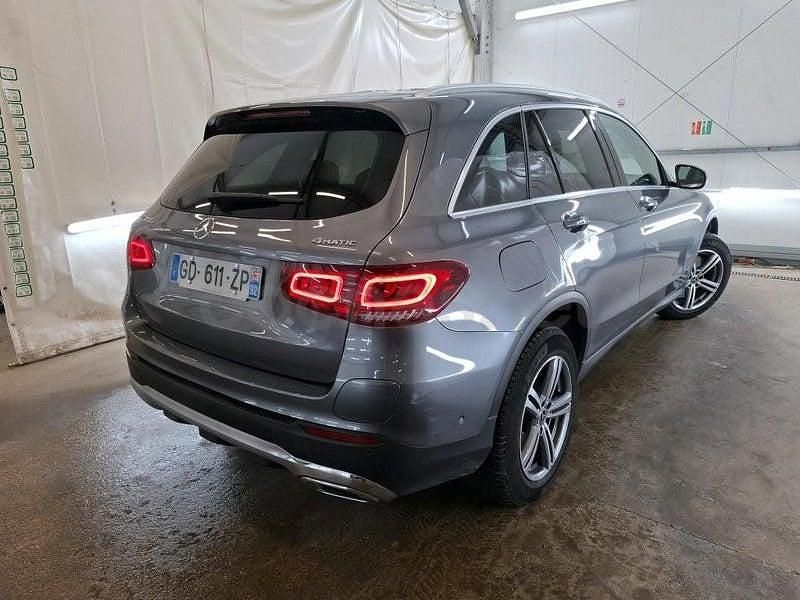 Usado Mercedes GLC300e 320 CV (235 kW) 2022 Gris / plata SUV