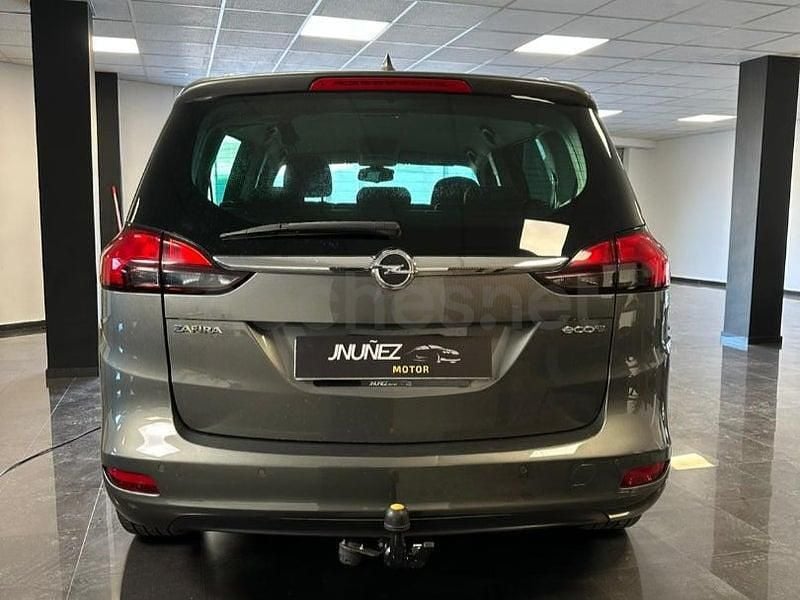 Usado Opel Zafira Tourer Selective 140 CV (102 kW) 2016 Gris / plata Monovolumen