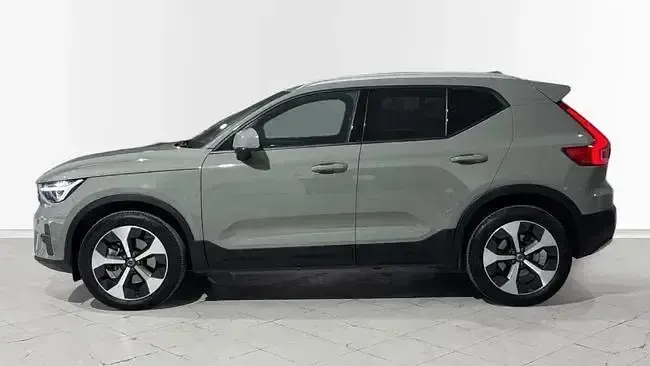 Usado Volvo XC40 Core 163 CV (119 kW) 2024 Verde SUV