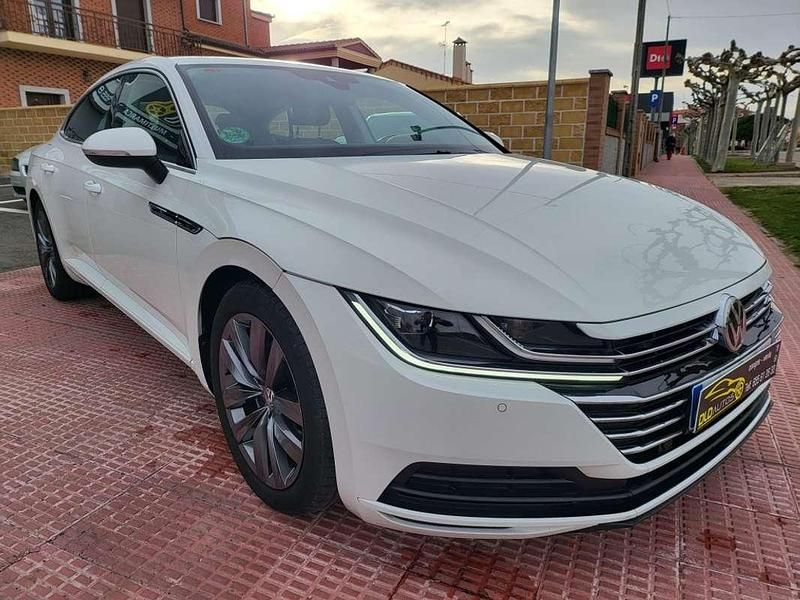 Usado VW Arteon 150 CV (110 kW) 2019 Blanco Utilitario