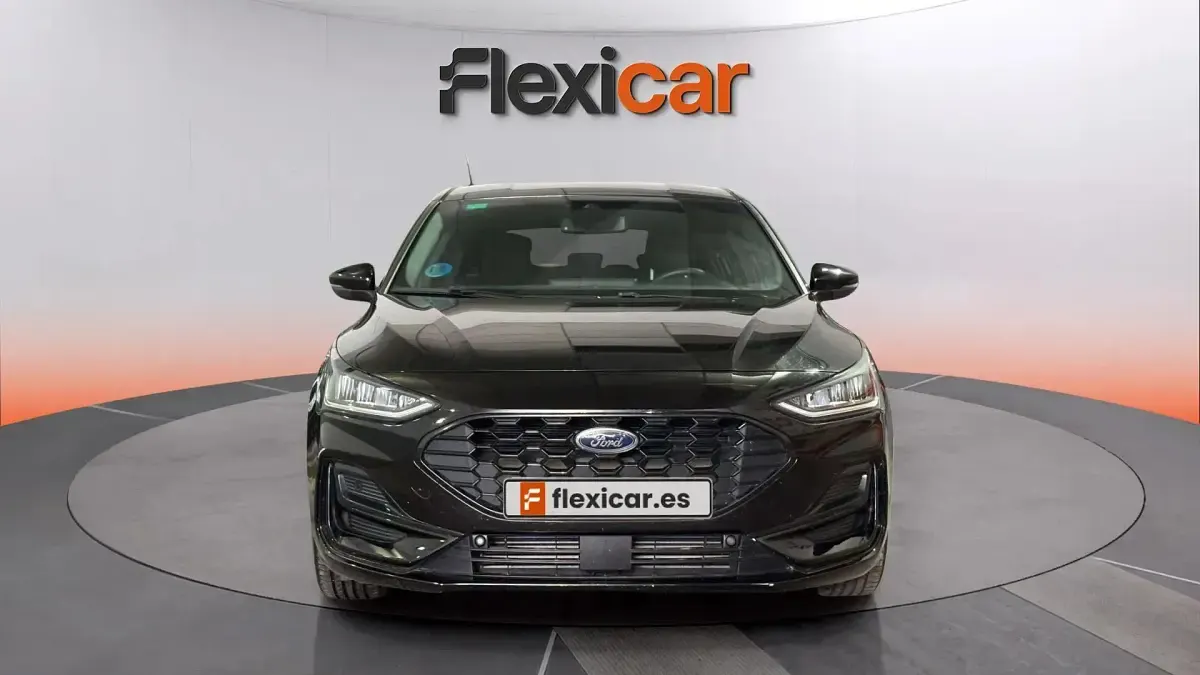 Usado Ford Focus ST-Line 125 CV (91 kW) 2023 Negro Berlina