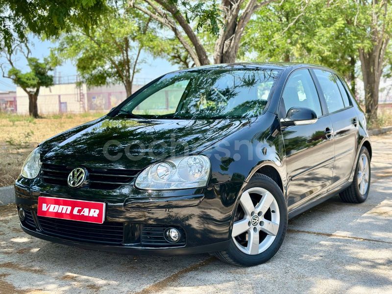 Negro Usado 2007 VW Golf V Highline Berlina | 6990 € (Precio justo) - Imagen 1/4