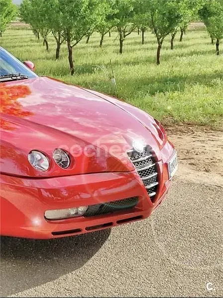 Usado Alfa Romeo GTV 165 CV (121 kW) 2003 Rojo Coupe