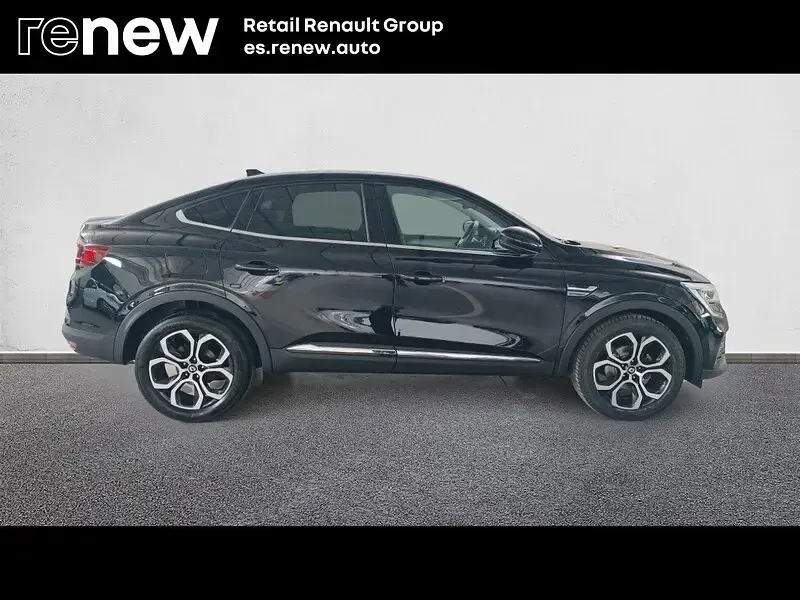 Usado Renault Arkana Techno 140 CV (102 kW) 2022 Negro SUV