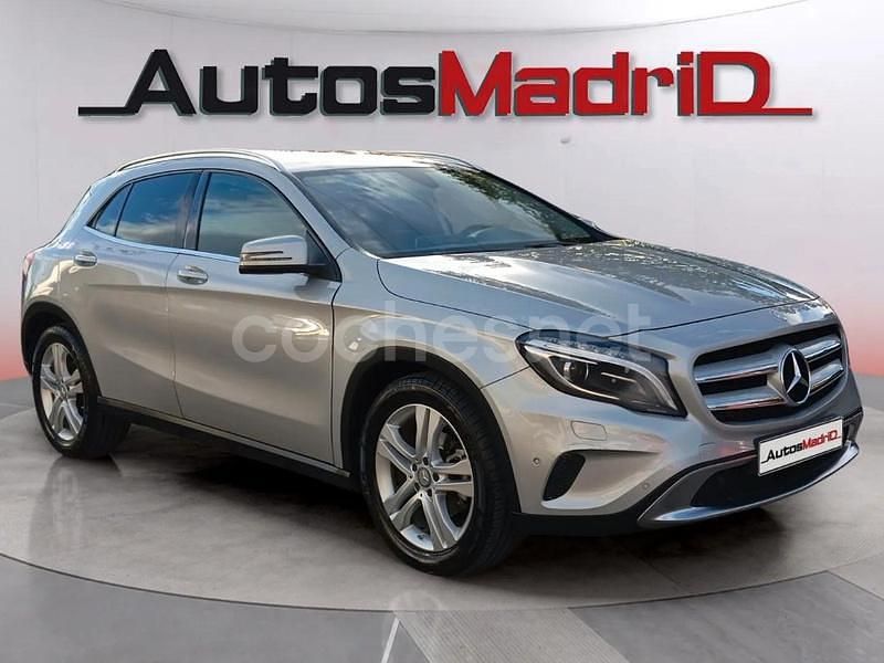 Gris / plata Usado 2016 Mercedes GLA200 Urban SUV | 13.990 € (Buen precio) - Imagen 1/4