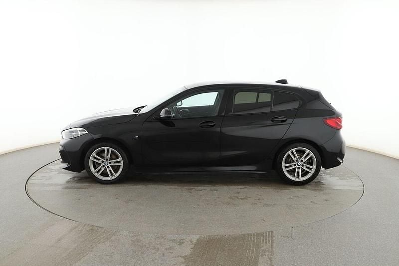 Usado BMW 118 M Sport 136 CV (100 kW) 2022 Negro Utilitario
