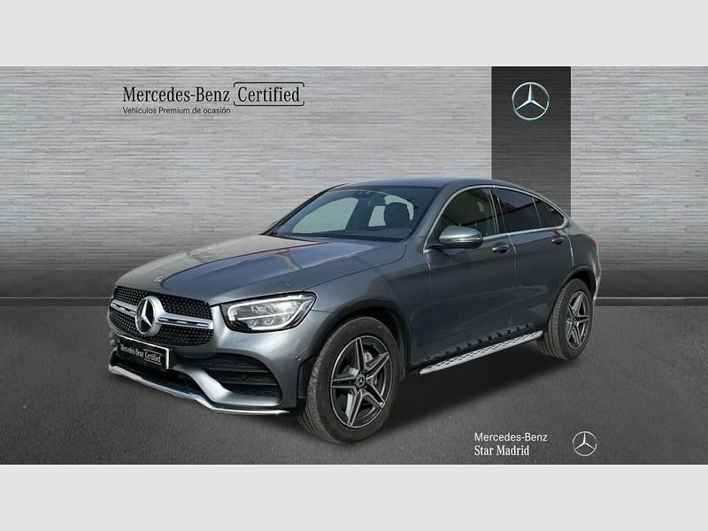 Gris / plateado Usado 2021 Mercedes GLC220 AMG line SUV | 44.990 € (Un poco caro) - Imagen 1/4