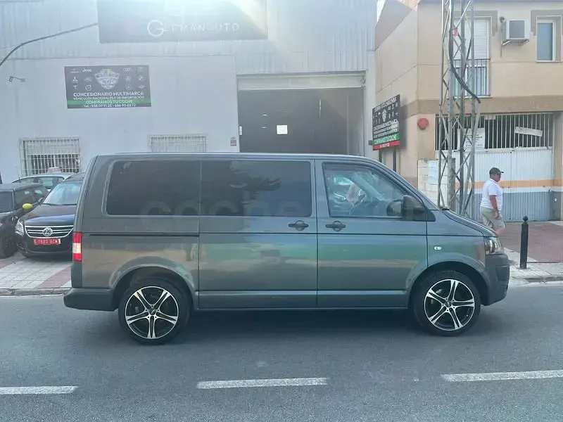 Usado VW T5 102 CV (75 kW) 2010 Azul Van