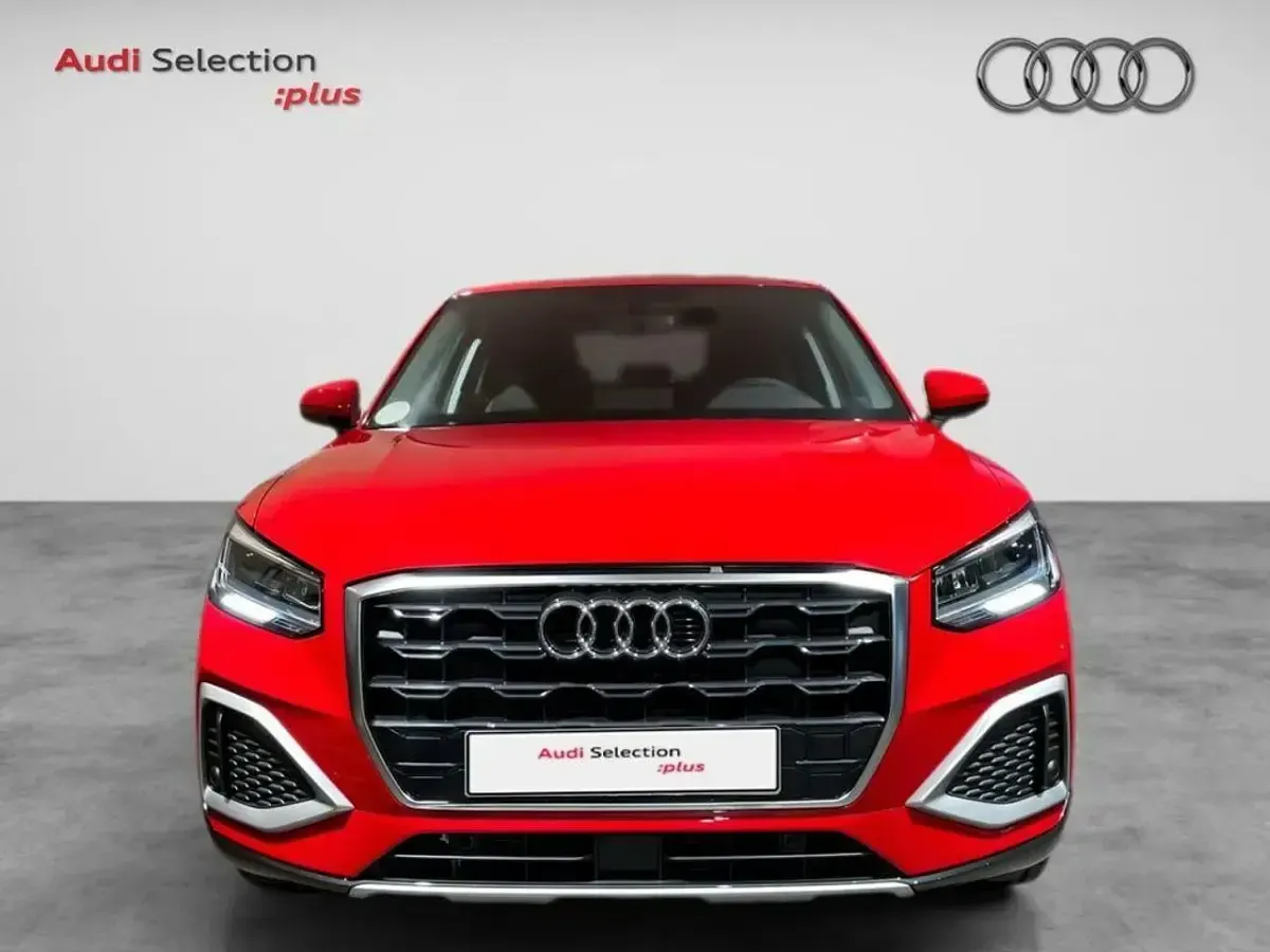 Usado Audi Q2 Advanced Plus 116 CV (85 kW) 2023 Rojo SUV