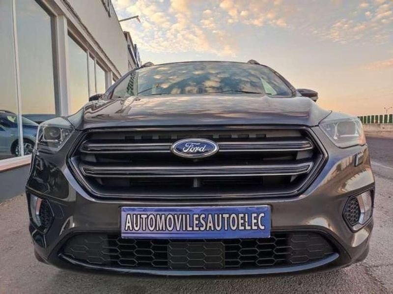 Gris Usado 2019 Ford Kuga ST-Line SUV | 18.600 € (Precio justo) - Imagen 1/4