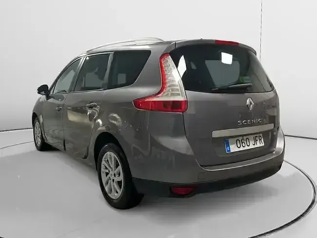 Usado Renault Scenic E-Tech 115 CV (84 kW) 2015 Gris