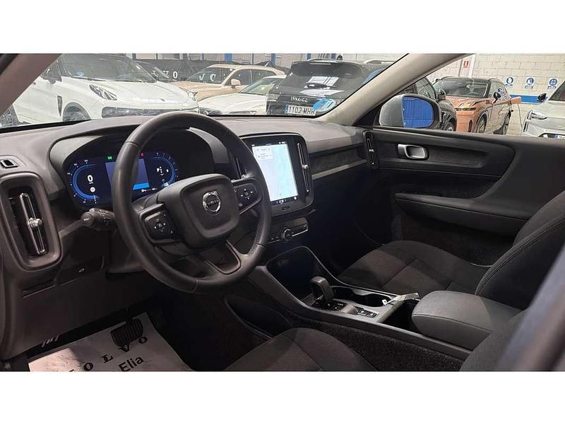 Usado Volvo XC40 163 CV (119 kW) 2025 Gris SUV