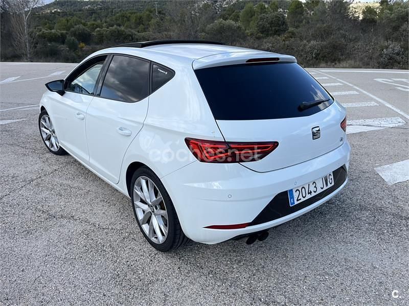 Usado Seat Leon FR 150 CV (110 kW) 2017 Blanco Berlina