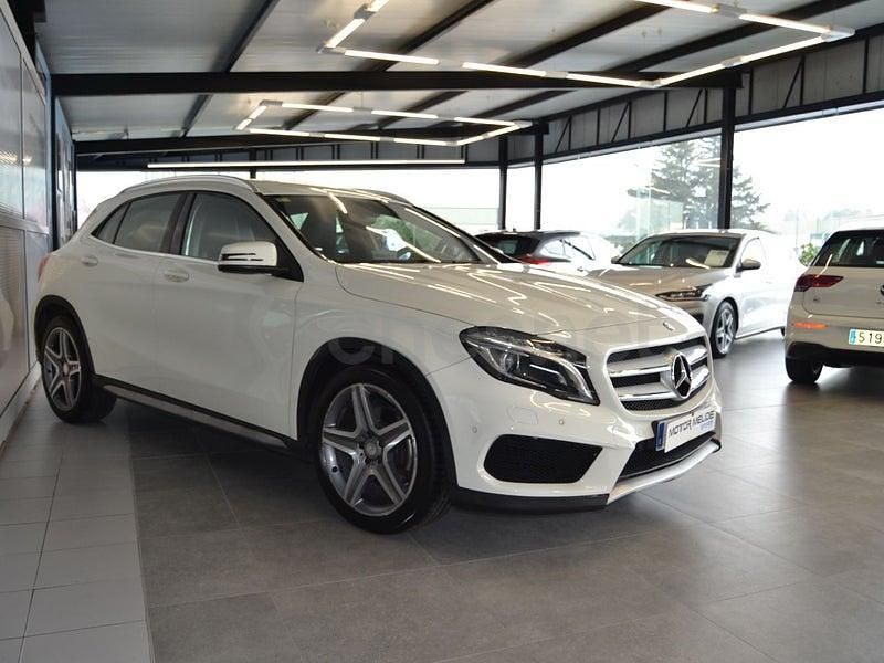 Usado Mercedes GLA220 AMG line 170 CV (125 kW) 2016 Blanco SUV