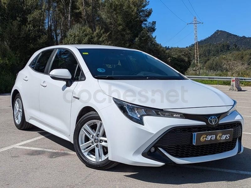 Usado Toyota Corolla Active 122 CV (89 kW) 2021 Blanco Berlina