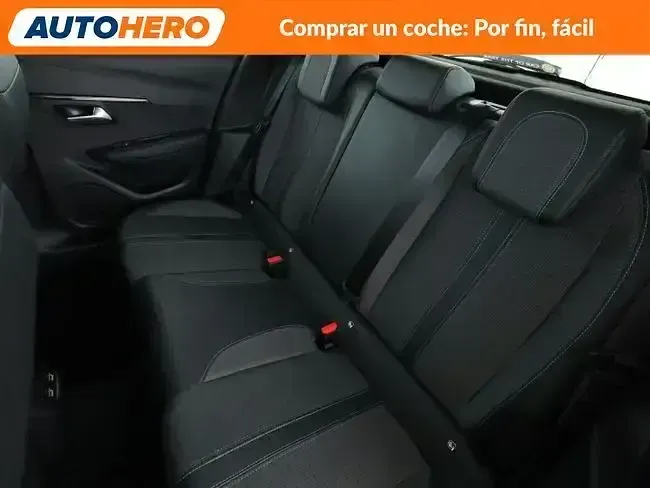 Usado Peugeot 208 Allure 101 CV (74 kW) 2020 Rojo Utilitario